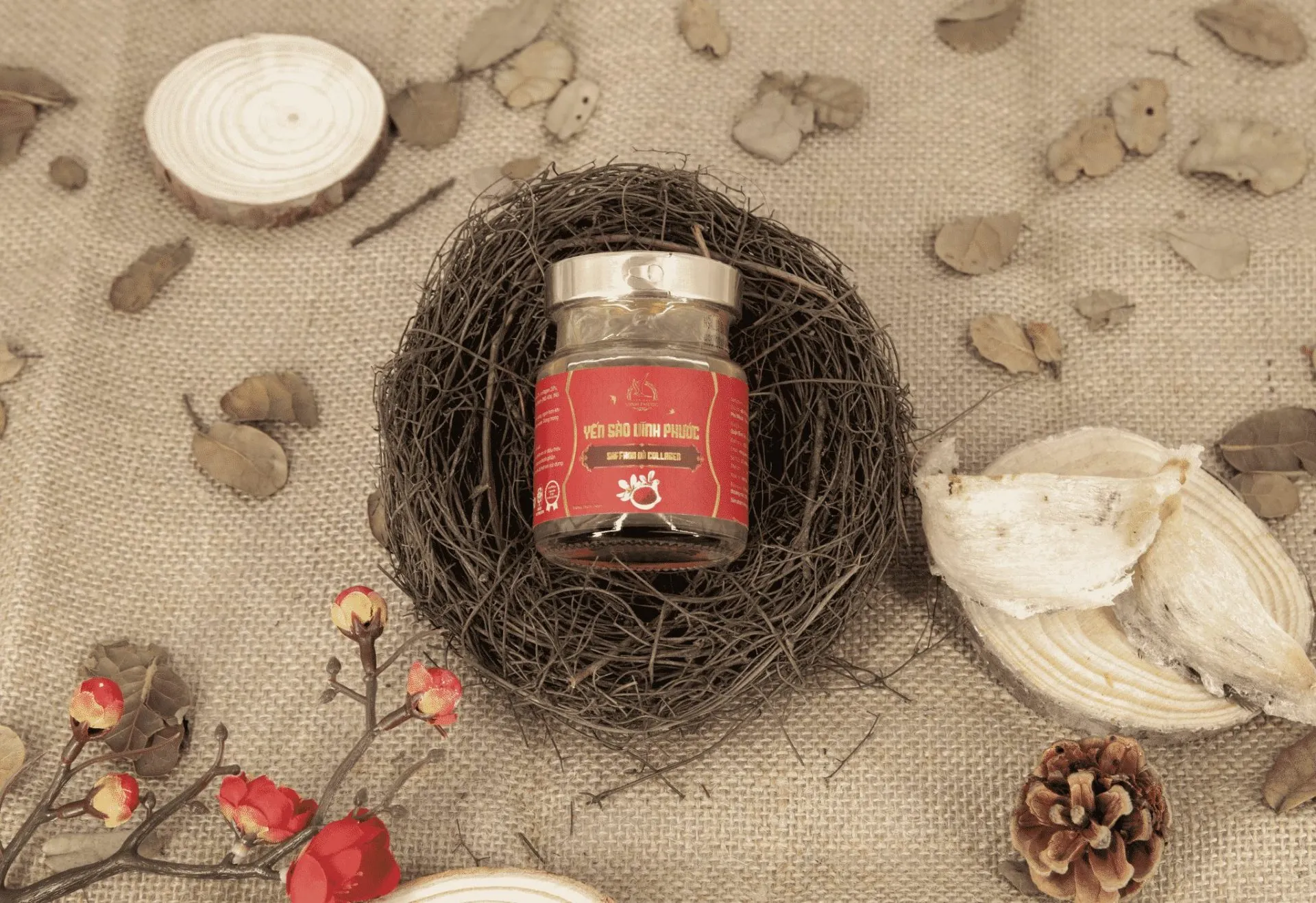 https://cdn.medigoapp.com/product/Yen_Sao_Chung_Saffron_Collagen_Vinh_Phuoc_70ml_20_Yen_Tuoi_3_9a5e18f3d3.jpg