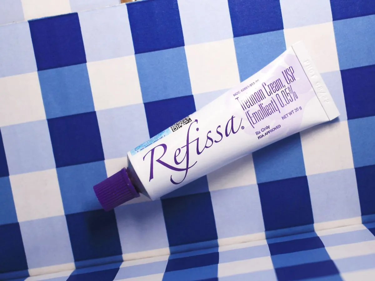 https://cdn.medigoapp.com/product/kem_tretinoin_zo_skin_health_refissa_tre_hoa_da_tri_nam_1_ff8bd97bac.jpg
