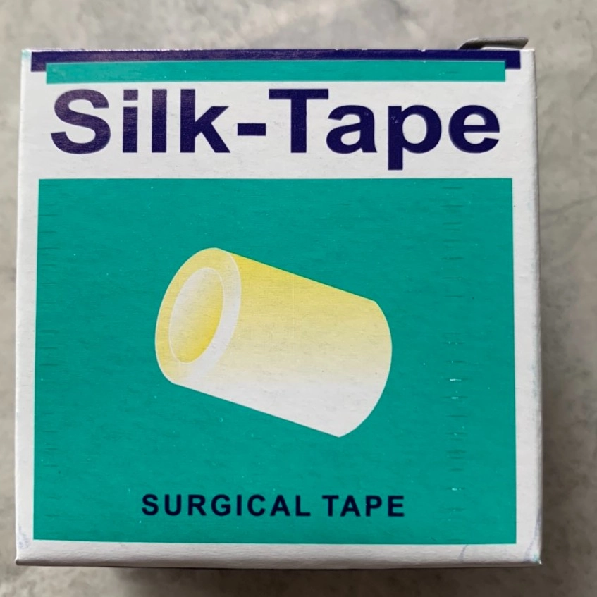 Băng dính Silk-Tape 2.5cm x 4m hộp 12 cuộn