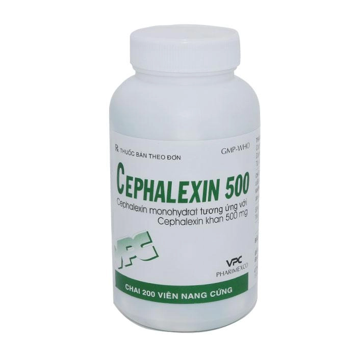 Thuốc kháng sinh Cephalexin 500 VPC chai 200 viên nang cứng