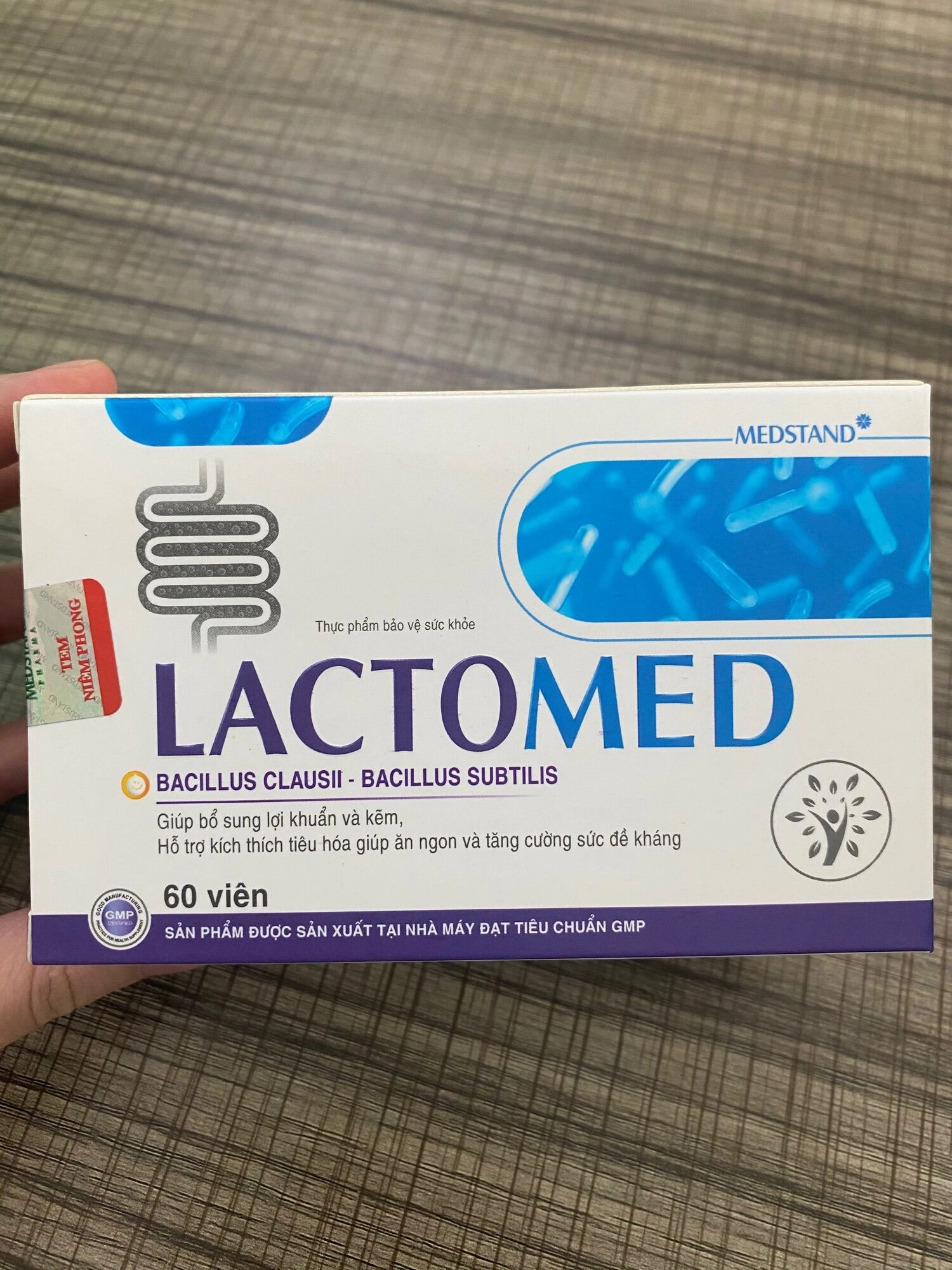 Bổ sung lợi khuẩn và kẽm Lactomed Medstand hộp 60 viên nang cứng