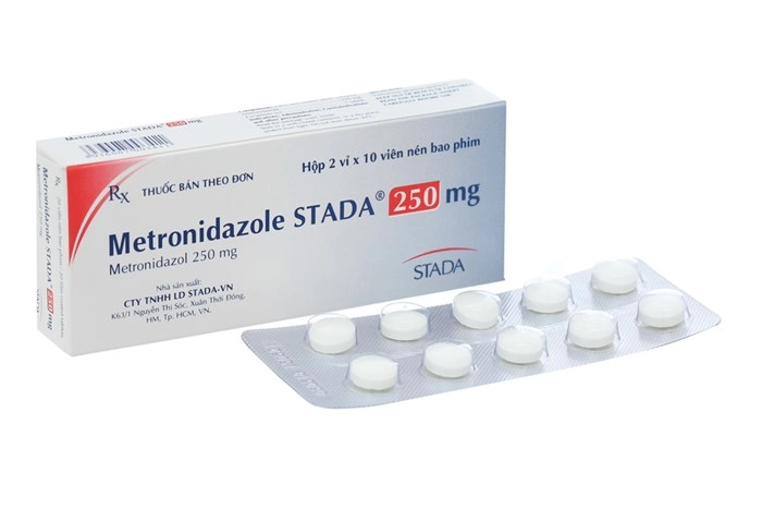 Thuốc kháng sinh Metronidazole STADA 250 mg hộp 2 vỉ x 10 viên