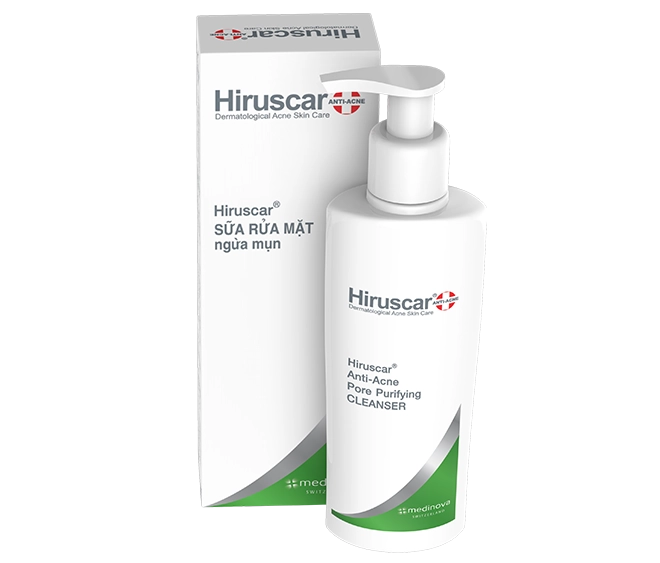 Sữa rửa mặt Hiruscar ngừa mụn hộp 1 chai 100ml