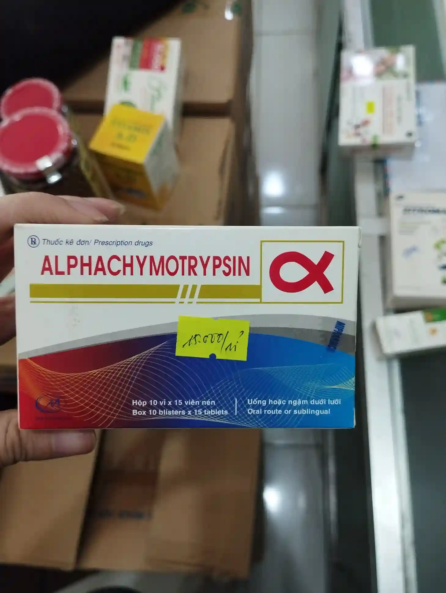 Alphachymotrypsin (Mipharmco) hộp 10 vỉ x 15 viên nén