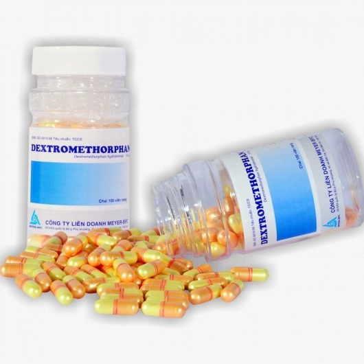 Thuốc điều trị ho DEXTROMETHORPHAN 10mg (Meyer-BPC) chai 100 viên nang