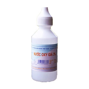 Dung dịch sát khuẩn Oxy già Hóa Dược  chai 50ml
