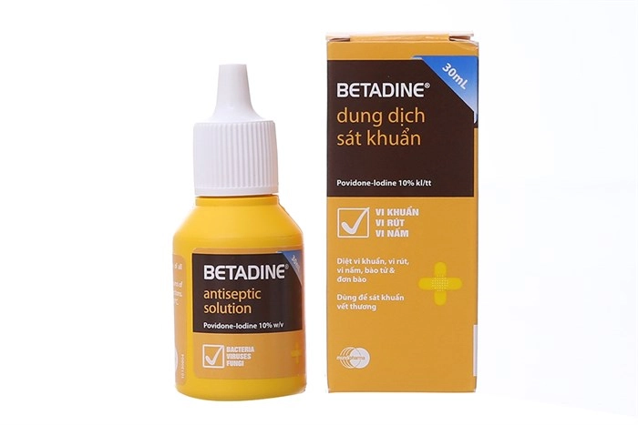 Dung dịch sát khuẩn Betadine 10% chai 30ml