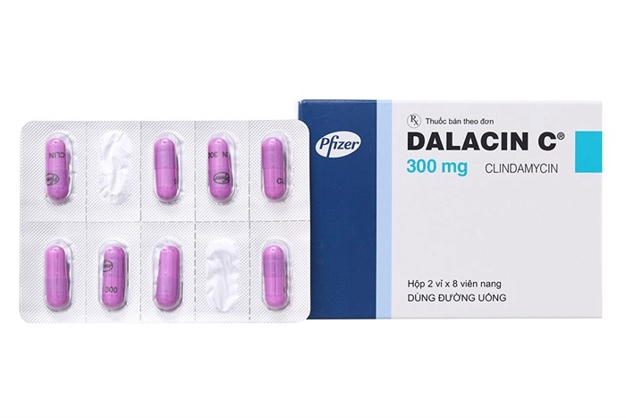 Thuốc kháng sinh Dalacin C 300mg hộp 16 viên