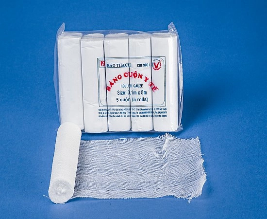 Băng cuộn y tế Bảo Thạch gói 5 cuộn