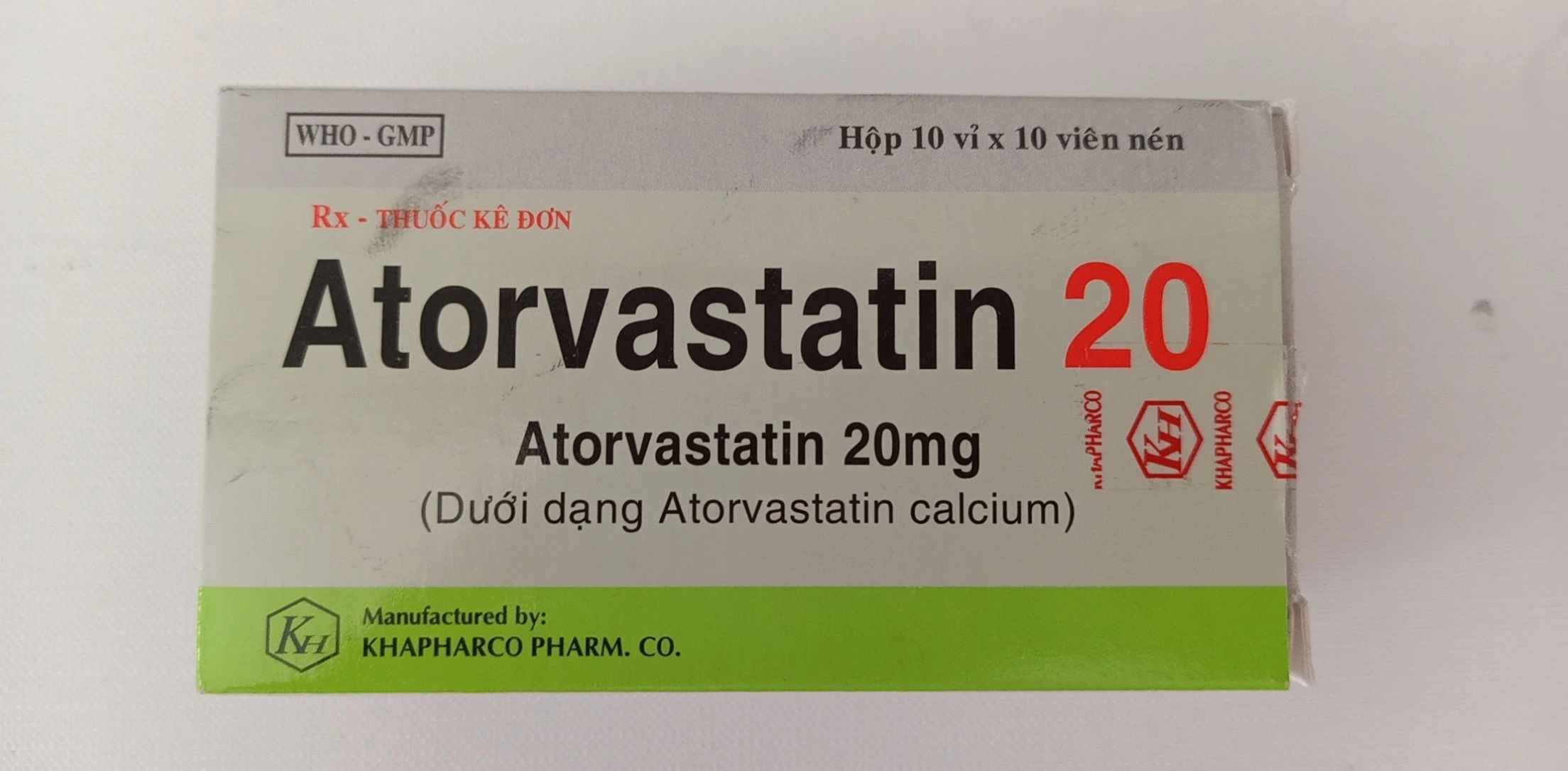 Thuốc hạ mỡ máu Atorvastatin 20 (Khapharco) hộp 10 vỉ x 10 viên