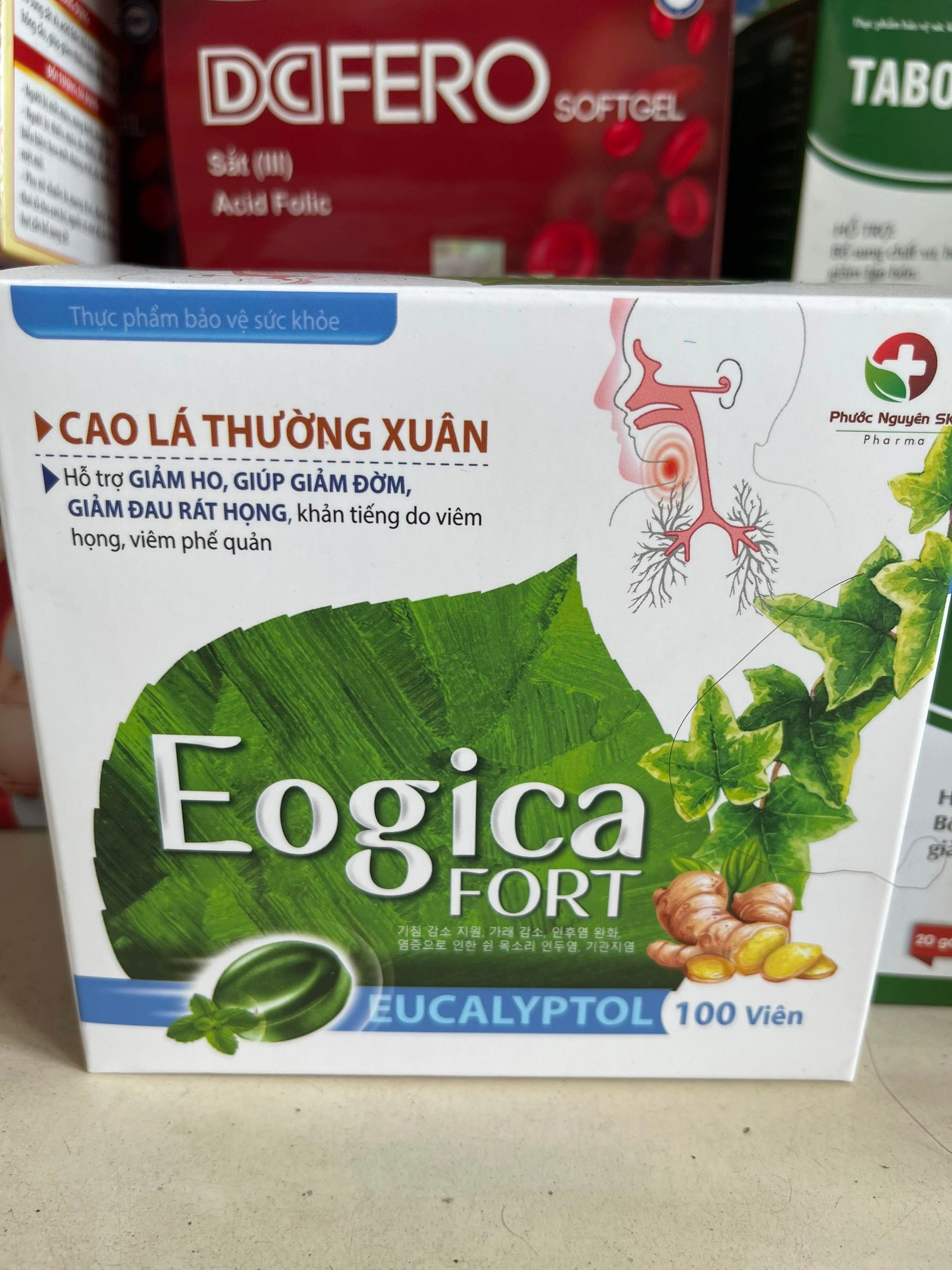 Giảm ho, long đờm, giảm đau rát họng Eogica Fort hộp 10 vỉ x 10 viên nang mềm
