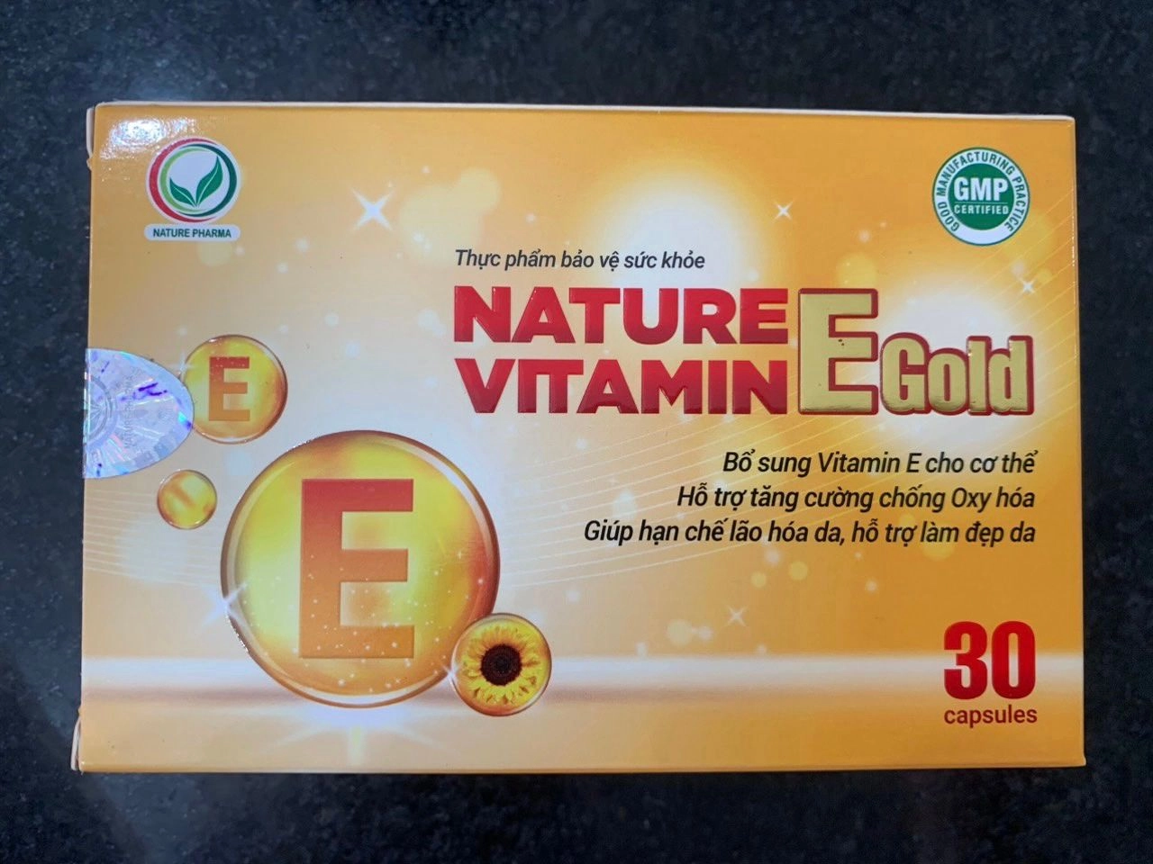 Viên uống đẹp da NATURE VITAMIN E Gold hộp 30 viên